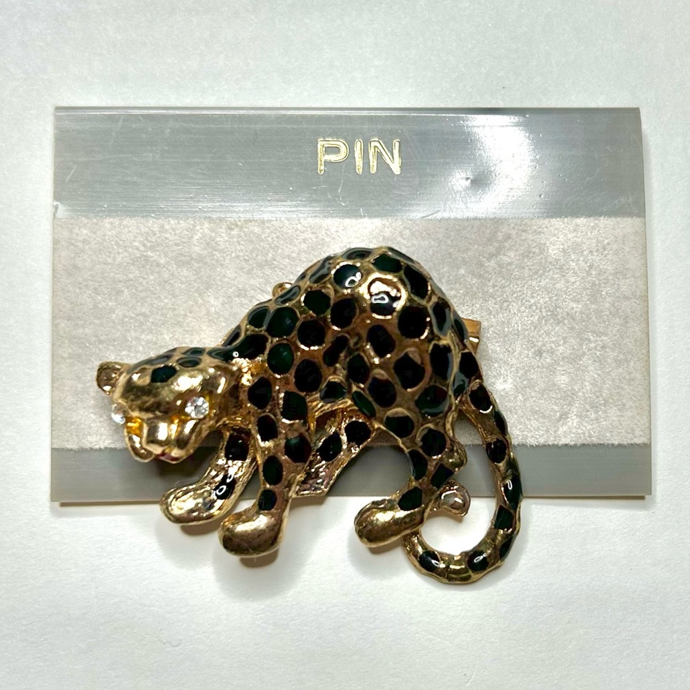 Vintage Goldtone Black Enamel Leopard Cheetah W/ Rhinestone Eyes Brooch NEW